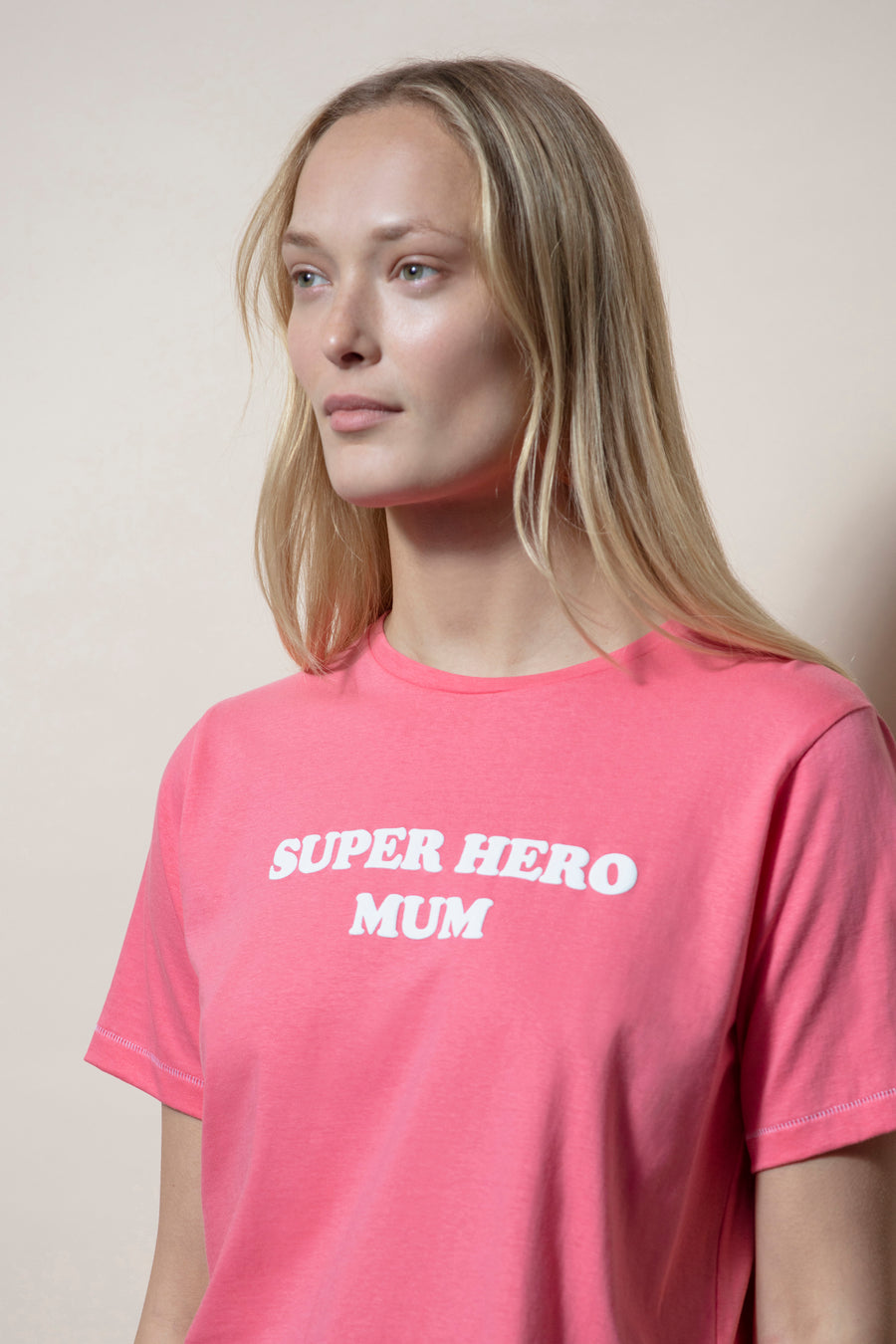 T-shirt com estampado alusivo ao Dia da Mãe, decote redondo e manga curta.